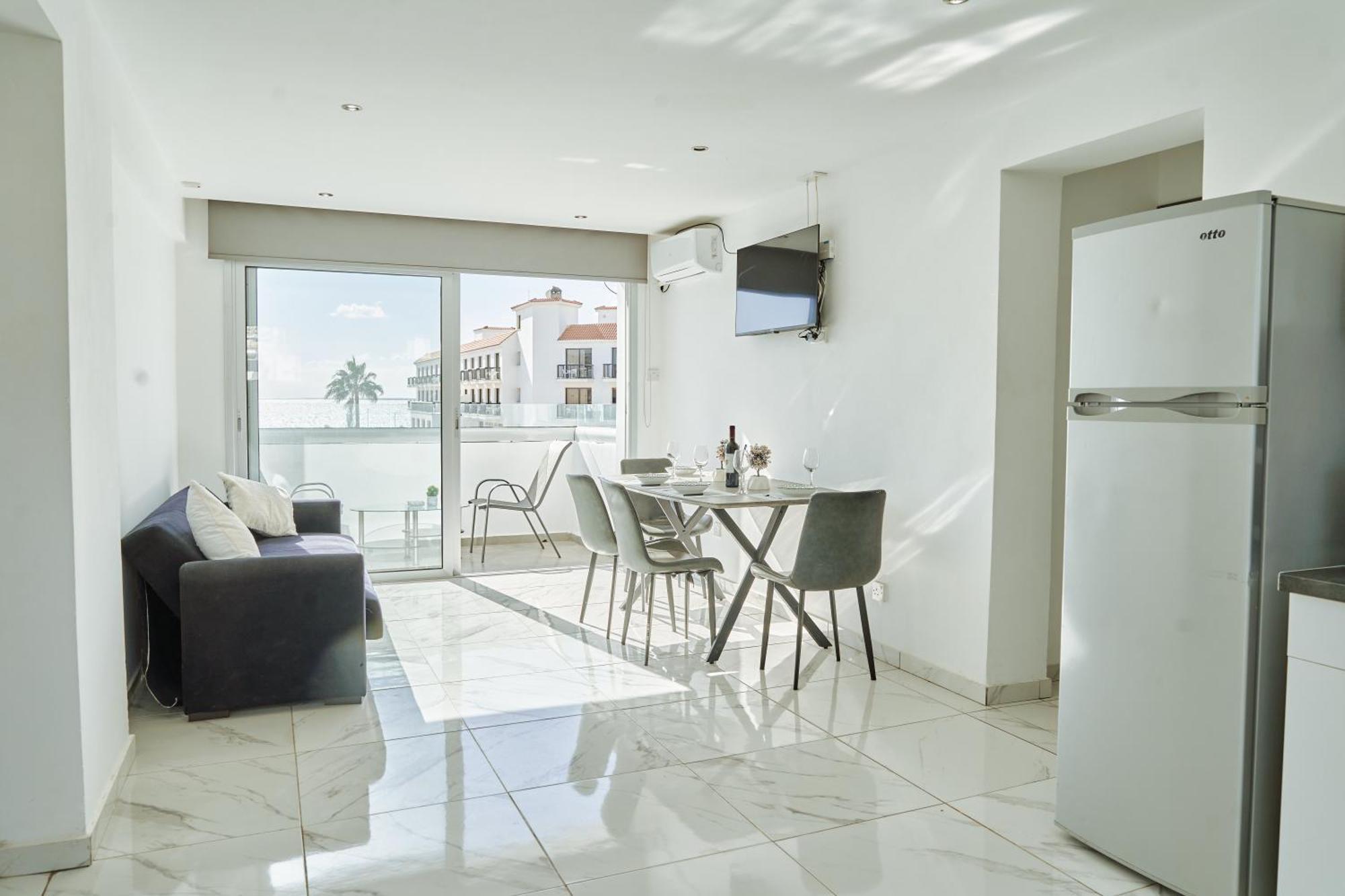 Nissi Avenue Suites Ayia Napa Ngoại thất bức ảnh